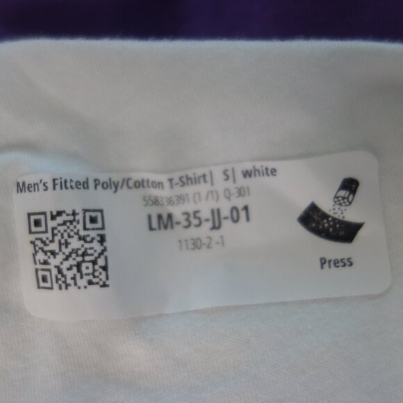 VeeFriends GaryBee White Made in Honduras White T-Shirt Size S - Picture 6 of 13